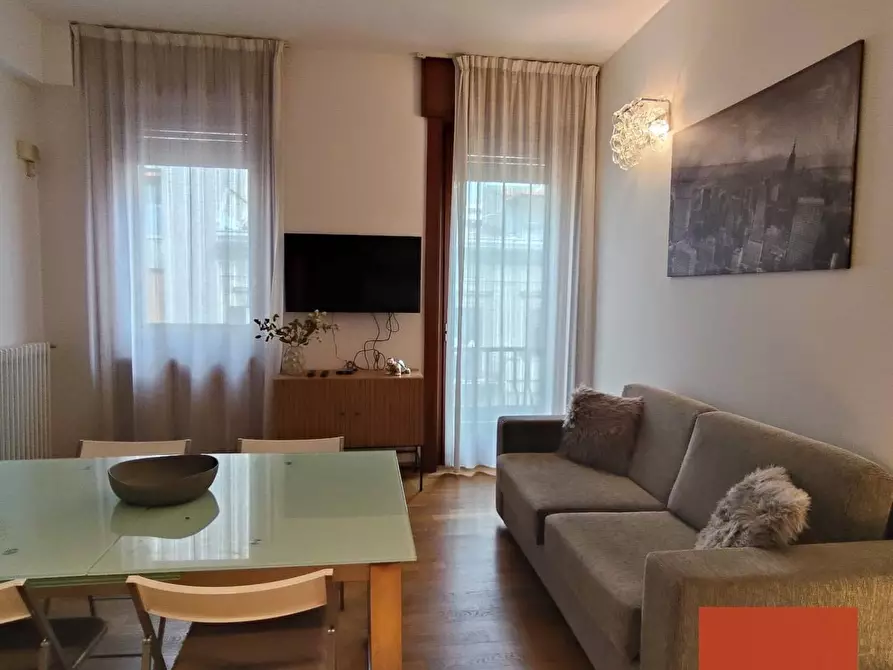 Immagine 13 di Appartamento in affitto  in via mariano stabile a Palermo