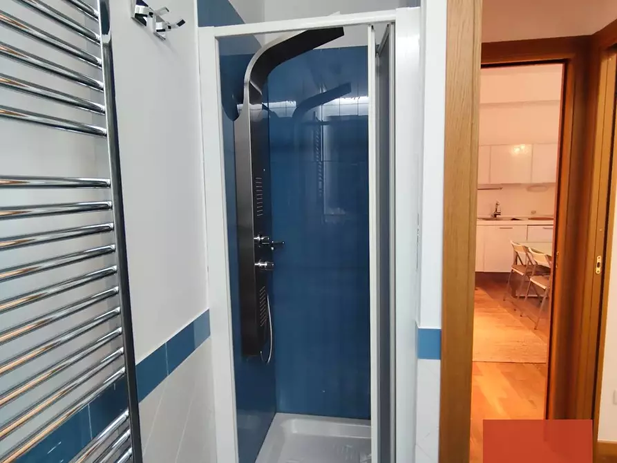 Immagine 19 di Appartamento in affitto  in via mariano stabile a Palermo