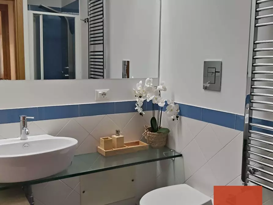 Immagine 18 di Appartamento in affitto  in via mariano stabile a Palermo