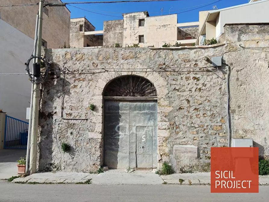 Immagine 2 di Agriturismo in vendita  in Via Balduiono a Alcamo