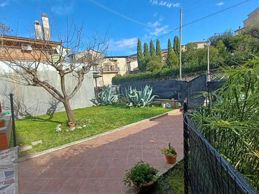 Immagine 13 di Appartamento in vendita  in VIA DELL'AURICOLA a Amaseno