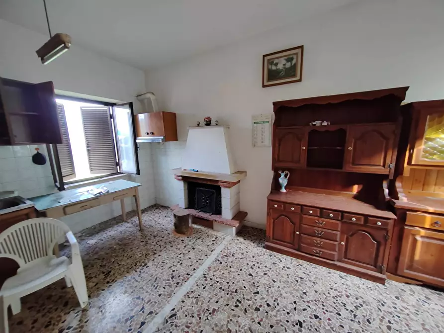 Immagine 1 di Appartamento in vendita  in via Dante Alighieri a Maenza