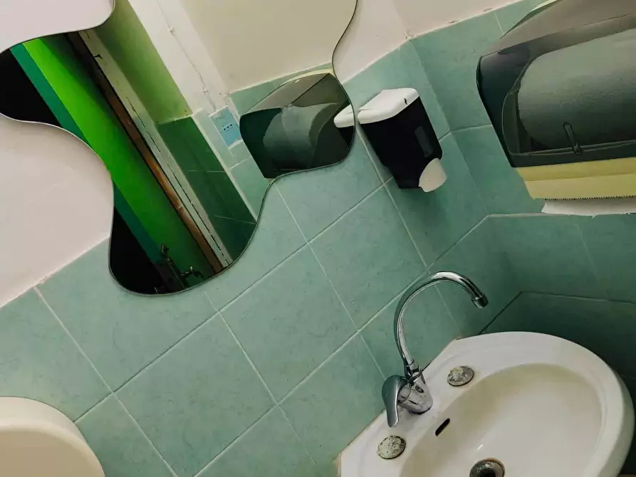 Immagine 4 di Locale commerciale in vendita  in via della repubblica 11 a Maenza