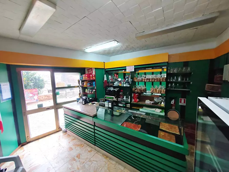 Immagine 2 di Locale commerciale in vendita  in via della repubblica 11 a Maenza