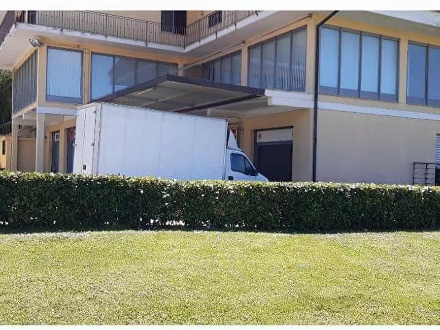 Immagine 2 di Attività commerciale in affitto  in via giacomo matteotti 169 a Ceccano