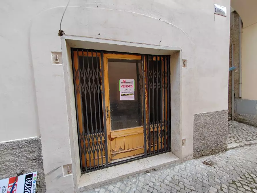 Immagine 7 di Locale commerciale in vendita  in Via Corso D'Italia a Bassiano
