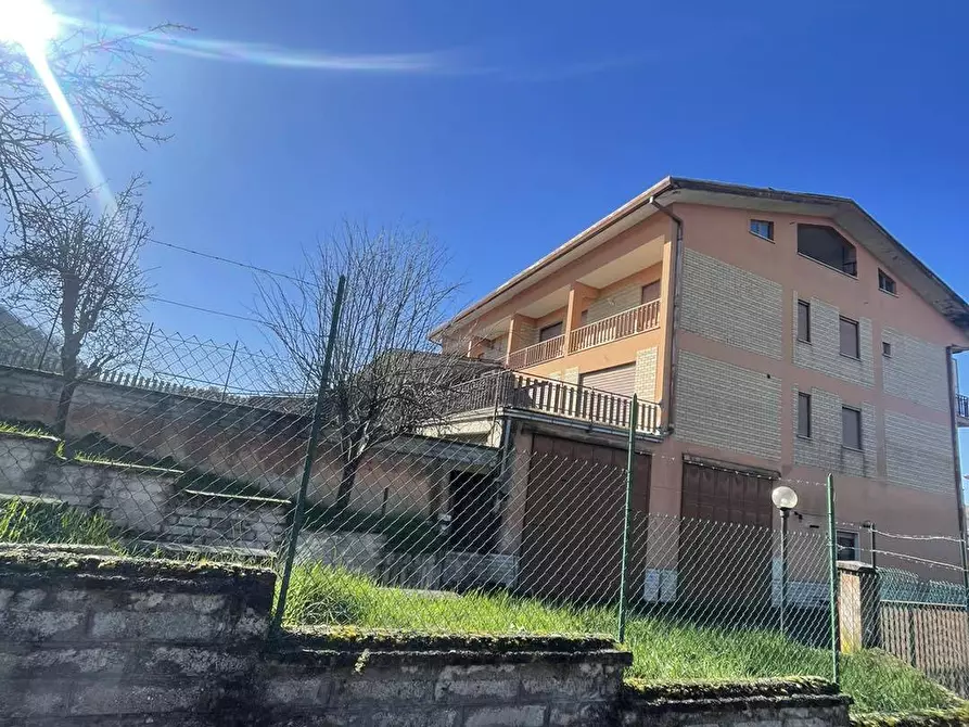 Immagine 3 di Palazzo in vendita  in via la stazza a Alatri