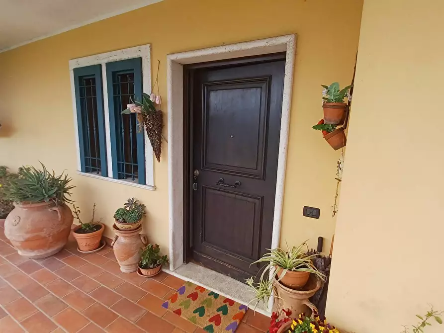 Immagine 9 di Villa in vendita  a Frosinone