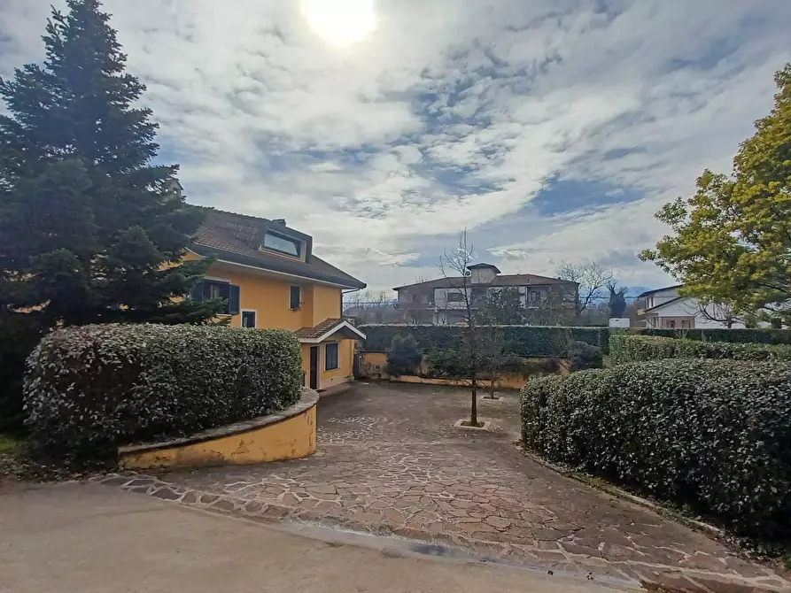 Immagine 13 di Villa in vendita  a Frosinone