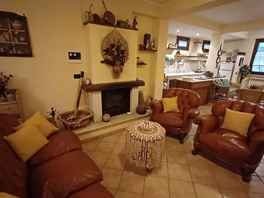 Immagine 42 di Villa in vendita  a Frosinone