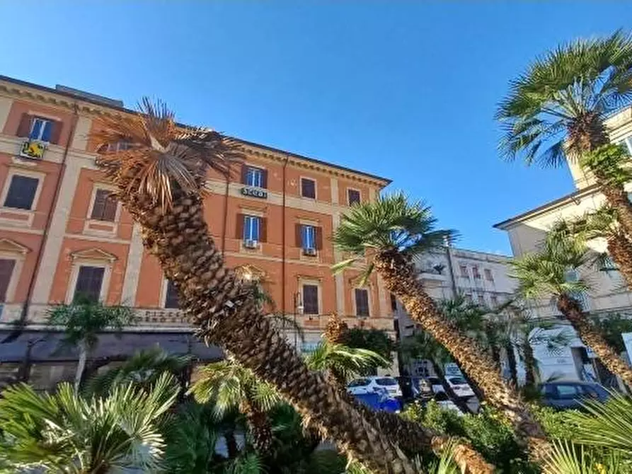 Immagine 1 di Appartamento in affitto  in Piazza Della Repubblica 44 a Terracina