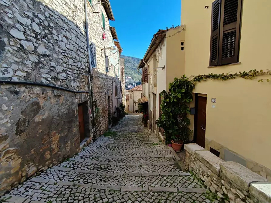 Immagine 14 di Appartamento in vendita  a Maenza