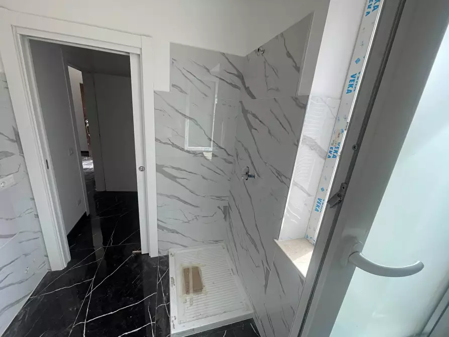 Immagine 11 di Villa in vendita  in contrada moroni snc a Vico Nel Lazio