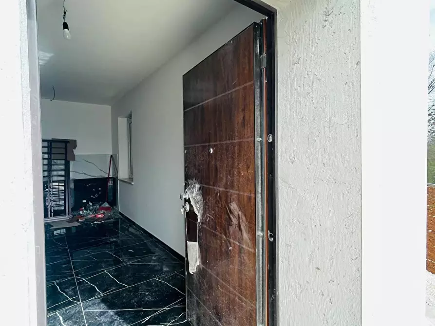 Immagine 5 di Villa in vendita  in contrada moroni snc a Vico Nel Lazio