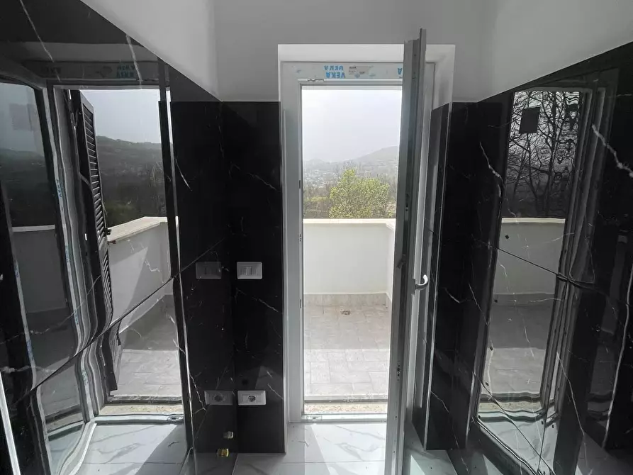 Immagine 22 di Villa in vendita  in contrada moroni snc a Vico Nel Lazio