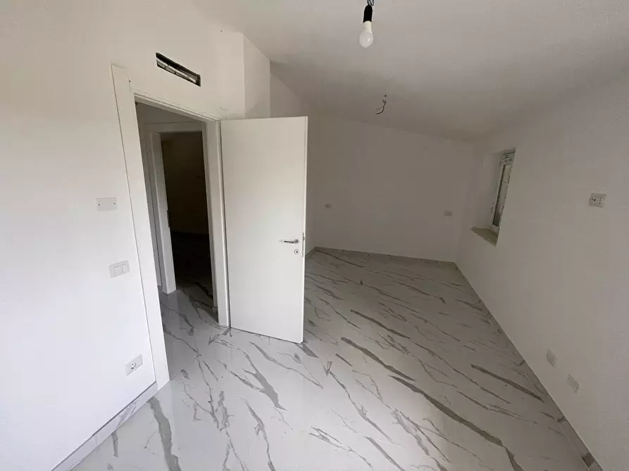 Immagine 21 di Villa in vendita  in contrada moroni snc a Vico Nel Lazio