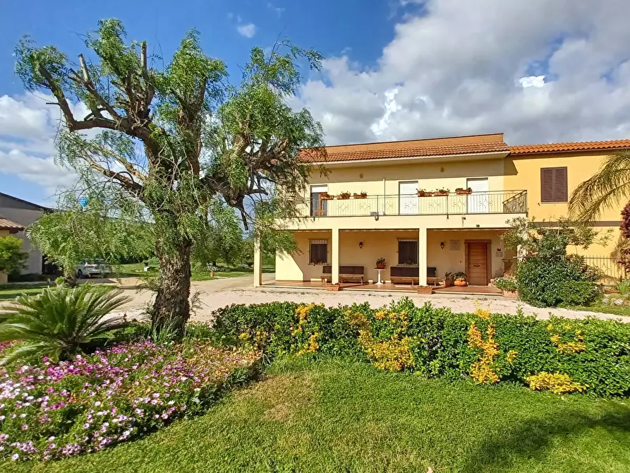 Immagine 2 di Casa semindipendente in vendita  in via appia a Terracina