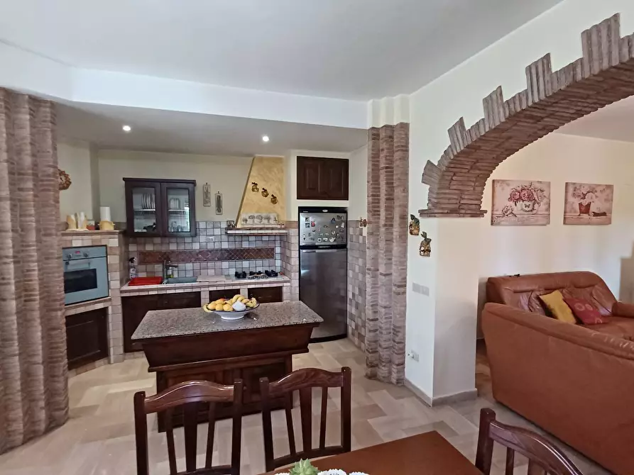 Immagine 4 di Casa semindipendente in vendita  in via appia a Terracina