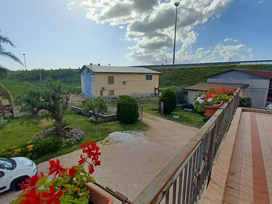 Immagine 21 di Casa semindipendente in vendita  in via appia a Terracina