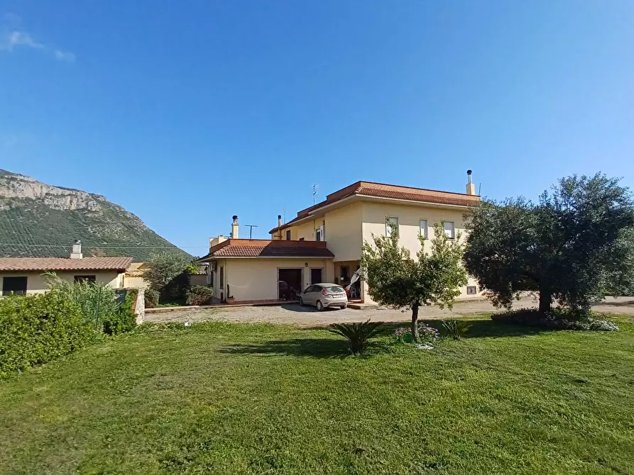 Immagine 28 di Casa semindipendente in vendita  in via appia a Terracina