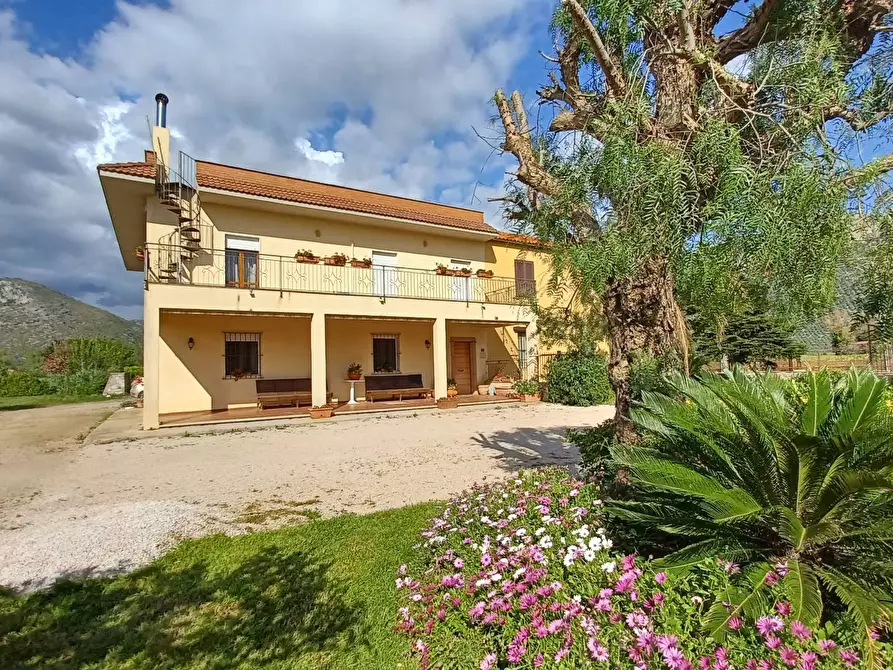 Immagine 33 di Casa semindipendente in vendita  in via appia a Terracina