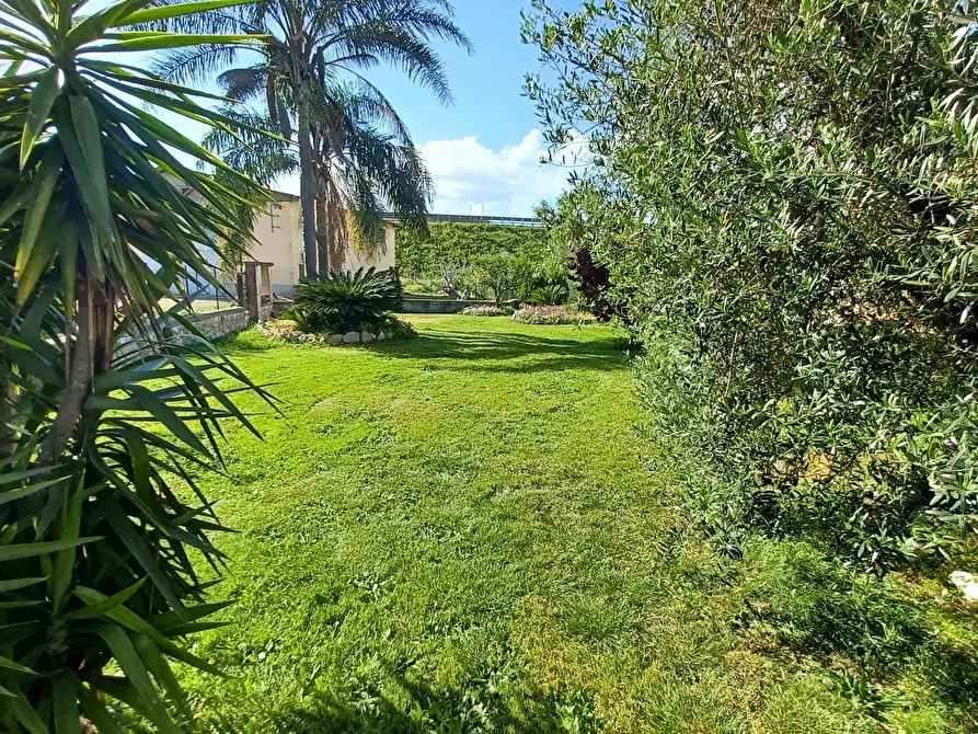 Immagine 35 di Casa semindipendente in vendita  in via appia a Terracina