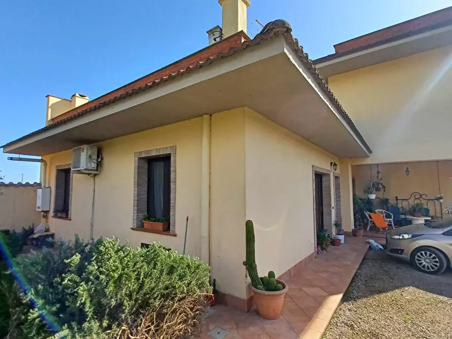 Immagine 43 di Casa semindipendente in vendita  in via appia a Terracina