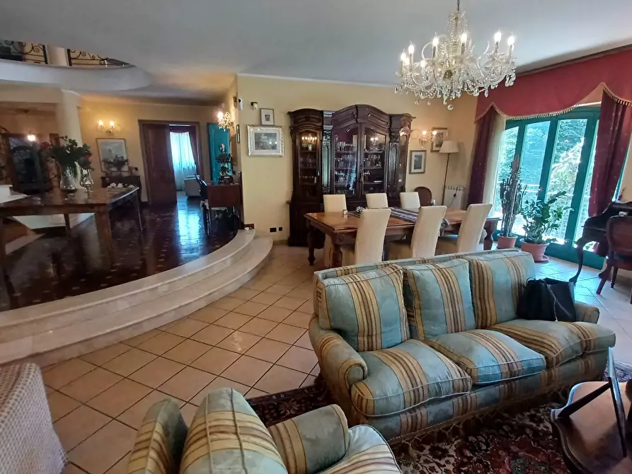 Immagine 5 di Villa in vendita  in Via Aldo Moro 27 a Alatri