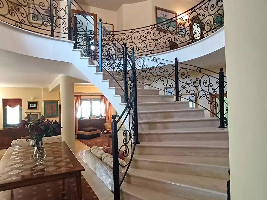 Immagine 14 di Villa in vendita  in Via Aldo Moro 27 a Alatri