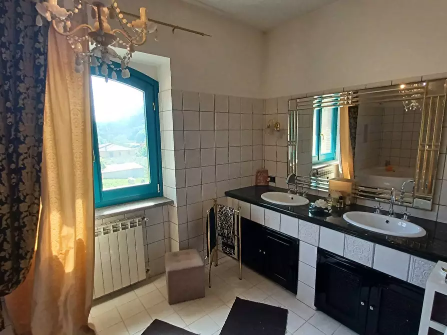 Immagine 15 di Villa in vendita  in Via Aldo Moro 27 a Alatri