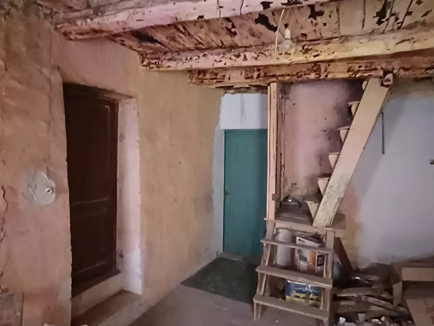 Immagine 12 di Appartamento in vendita  in via Indipendenza a Arnara