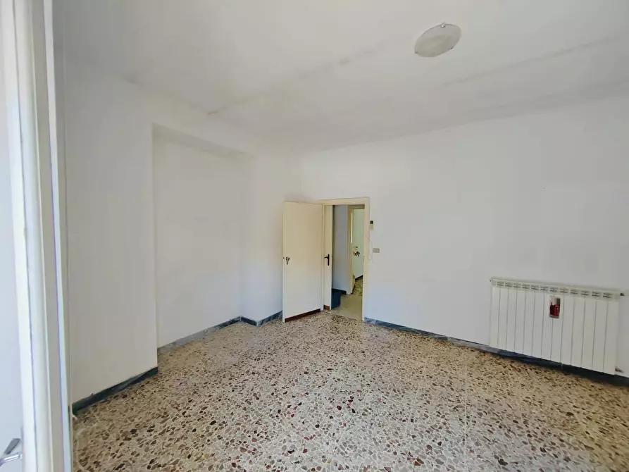 Immagine 4 di Appartamento in vendita  in via madonna delle grazie 93 a Bassiano