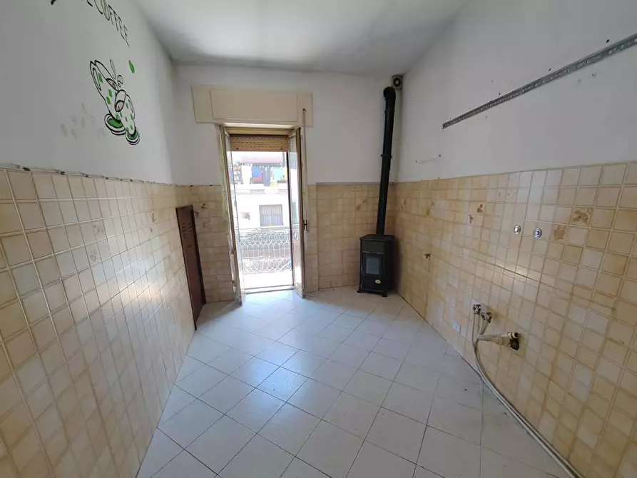 Immagine 2 di Appartamento in vendita  in via madonna delle grazie 93 a Bassiano