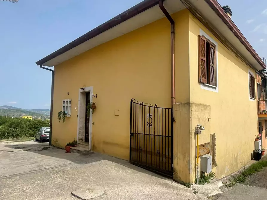 Immagine 1 di Casa semindipendente in vendita  in via valle san Matteo 3 a Alatri