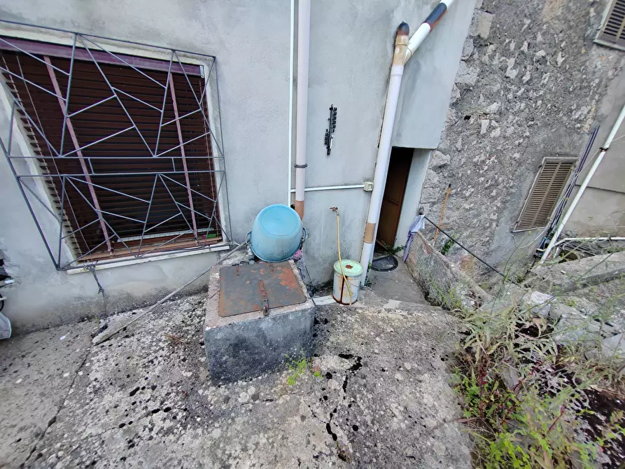 Immagine 25 di Palazzo in vendita  in Via Roma 65 a Arnara