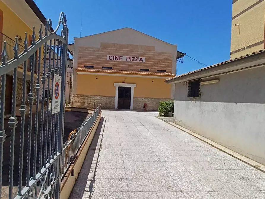 Immagine 21 di Attività commerciale in affitto  in Via Prati a Amaseno