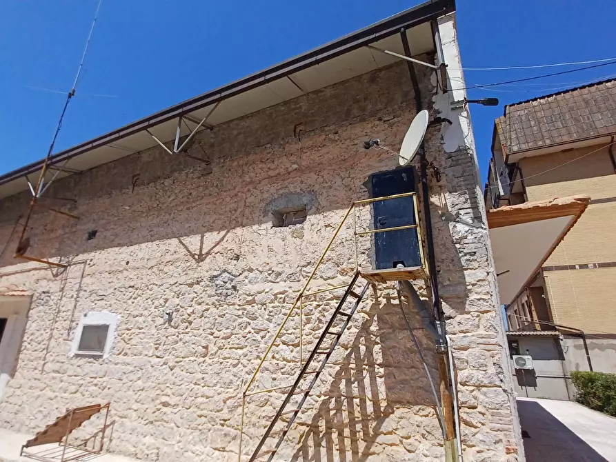 Immagine 24 di Attività commerciale in affitto  in Via Prati a Amaseno