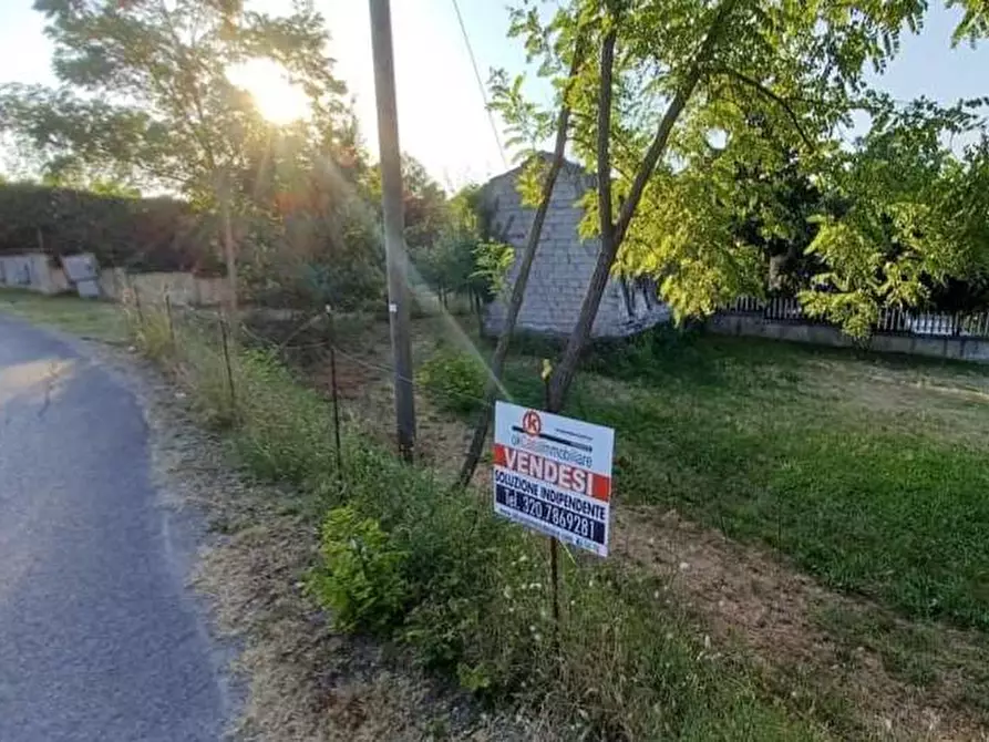 Immagine 1 di Agriturismo in vendita  in Via Colle Antico a Ceccano