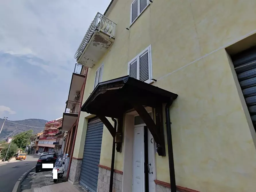 Immagine 3 di Appartamento in vendita  in Via  Capitano Vincenzo Pellegrini a Bassiano