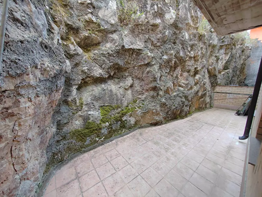 Immagine 12 di Appartamento in vendita  in Via  Capitano Vincenzo Pellegrini a Bassiano