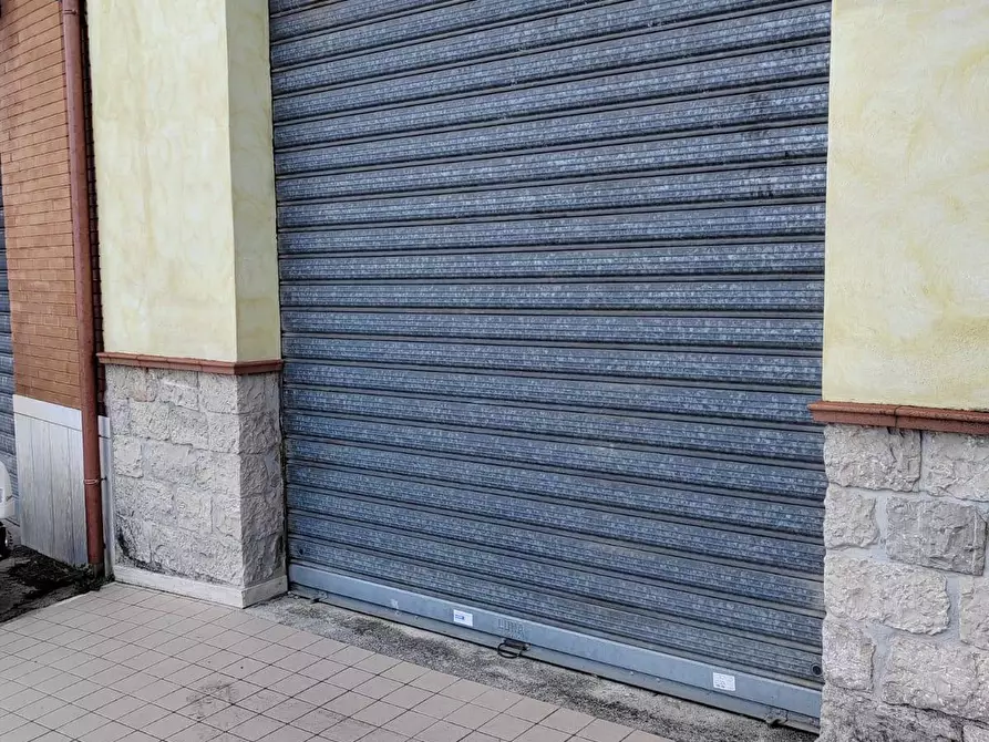 Immagine 23 di Appartamento in vendita  in Via  Capitano Vincenzo Pellegrini a Bassiano