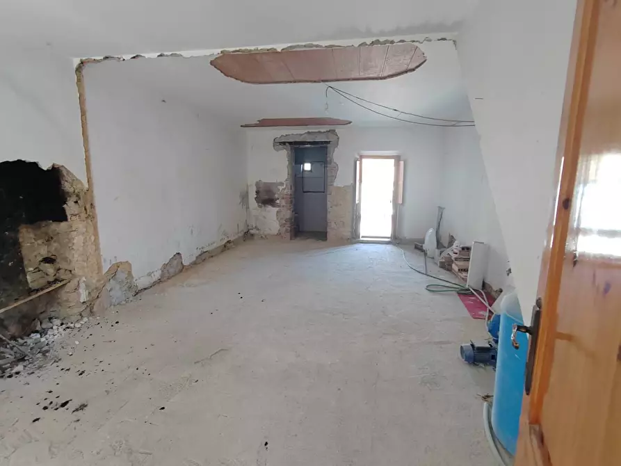 Immagine 12 di Appartamento in vendita  in Via Dante Alighieri a Bassiano