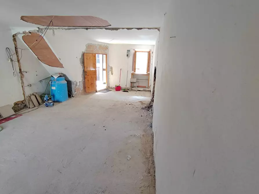 Immagine 16 di Appartamento in vendita  in Via Dante Alighieri a Bassiano