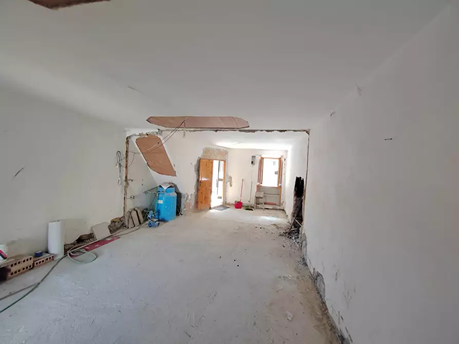 Immagine 17 di Appartamento in vendita  in Via Dante Alighieri a Bassiano