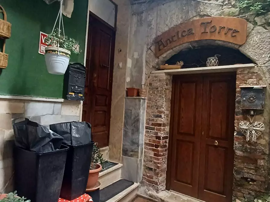 Immagine 14 di Appartamento in vendita  in Via Suste a Bassiano