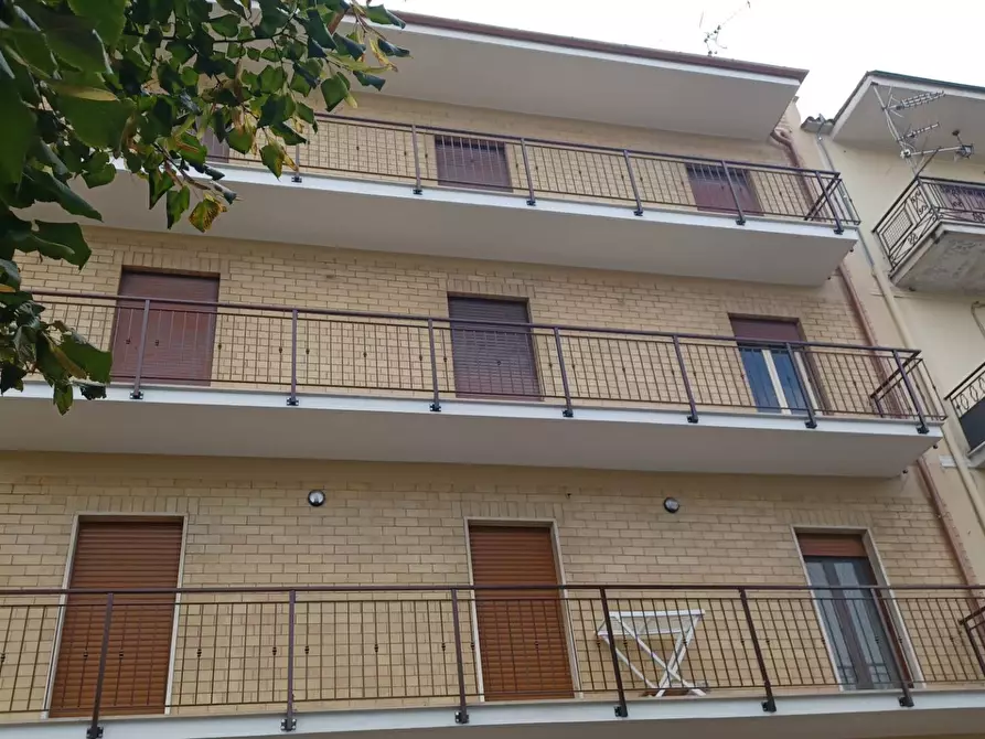 Immagine 4 di Appartamento in vendita  in Via Capitano Vincenzo Pellegrini 154 a Bassiano