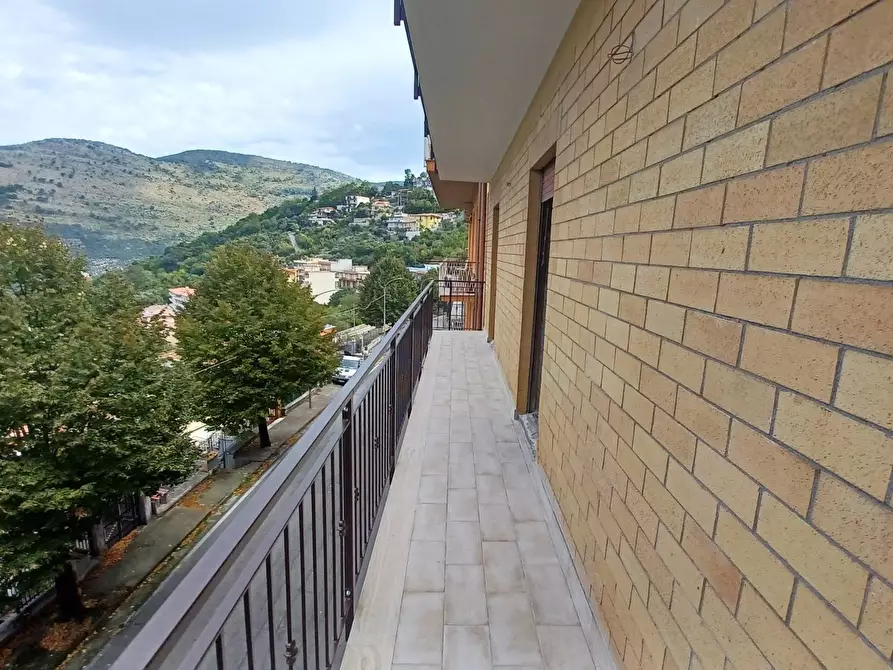 Immagine 6 di Appartamento in vendita  in Via Capitano Vincenzo Pellegrini 154 a Bassiano