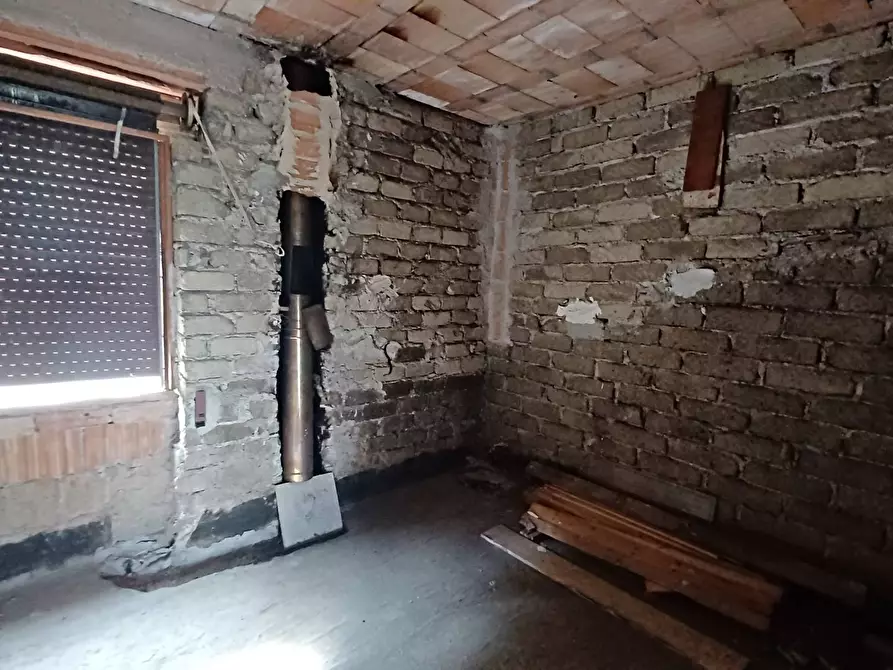 Immagine 11 di Appartamento in vendita  in Via Capitano Vincenzo Pellegrini 154 a Bassiano