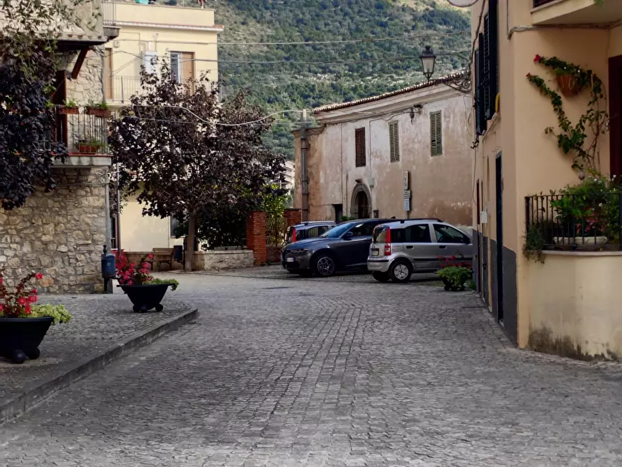 Immagine 11 di Locale commerciale in vendita  in Piazza Leone XIII a Bassiano