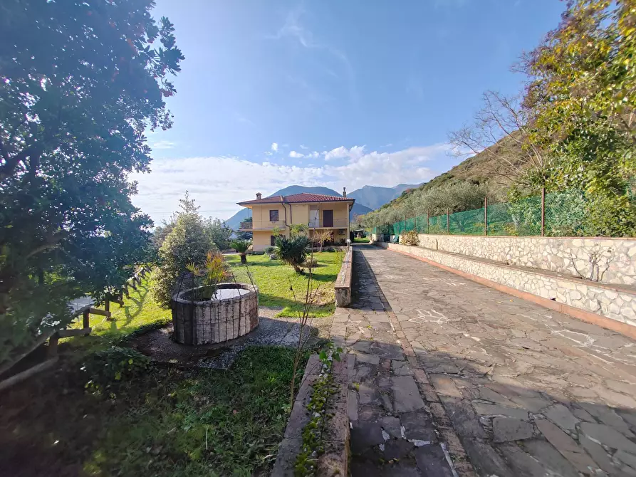 Immagine 33 di Villa in vendita  in Via Monte Acuto 41 a Bassiano